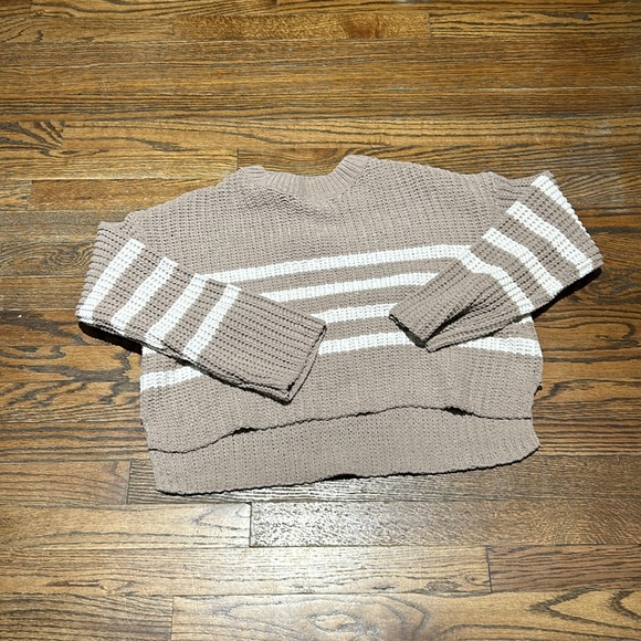 Super Soft Pink Rose Sweater - Picture 2 of 7